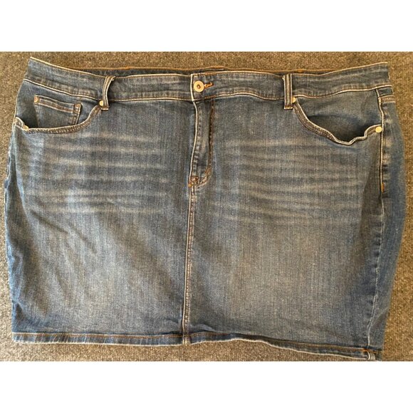 TORRID Mini Denim Five-Pocket Skirt Women's 28‎ Stretch Feel the Fit Miniskirt - Picture 1 of 14